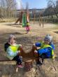 Využití herních prvků na dětské hřišti v Sítenském Údolí. [nové okno]